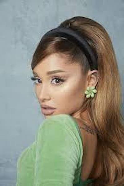 Ariana Grande Image