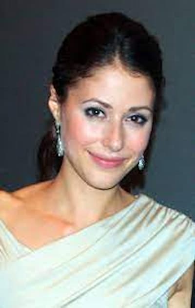 Amanda Crew Image