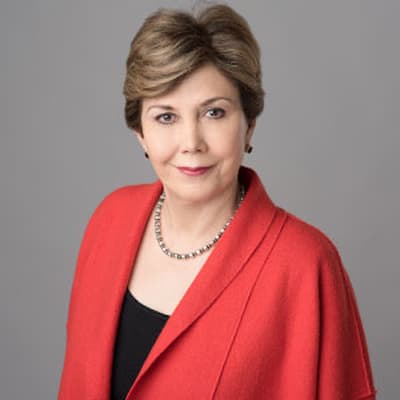Linda Chavez Image