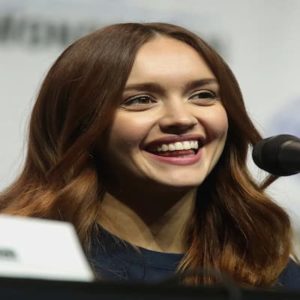 Olivia Cooke Biography, Career, Age, Family, Partner, Net Worth